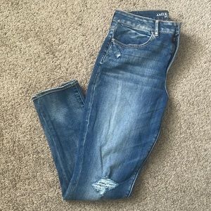 Women’s American Eagle Super Stretch Distressed Wash Skinny Jeggings Size 12 R